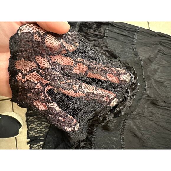 Whimsigoth Romantic Velvet Lace Skirt Women XL Black Witchy Y2K Dark Fairy VTG - Picture 9 of 10